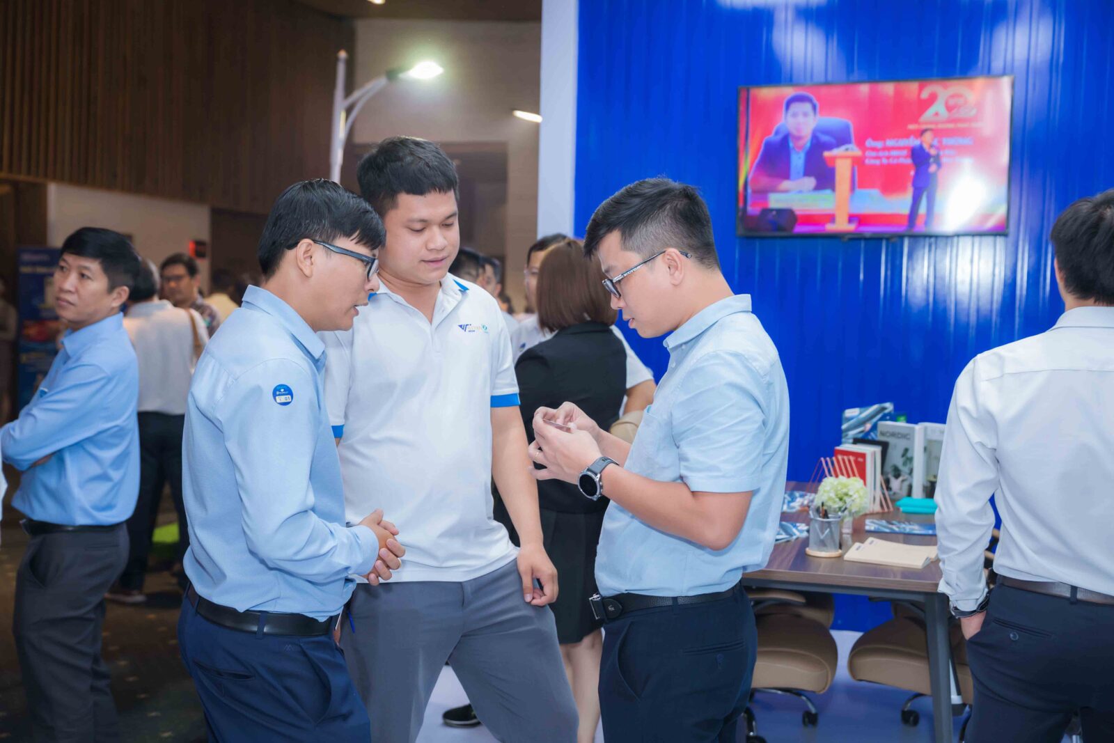 Tập Đoàn Đức Tường