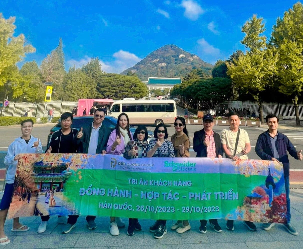 Tập Đoàn Đức Tường