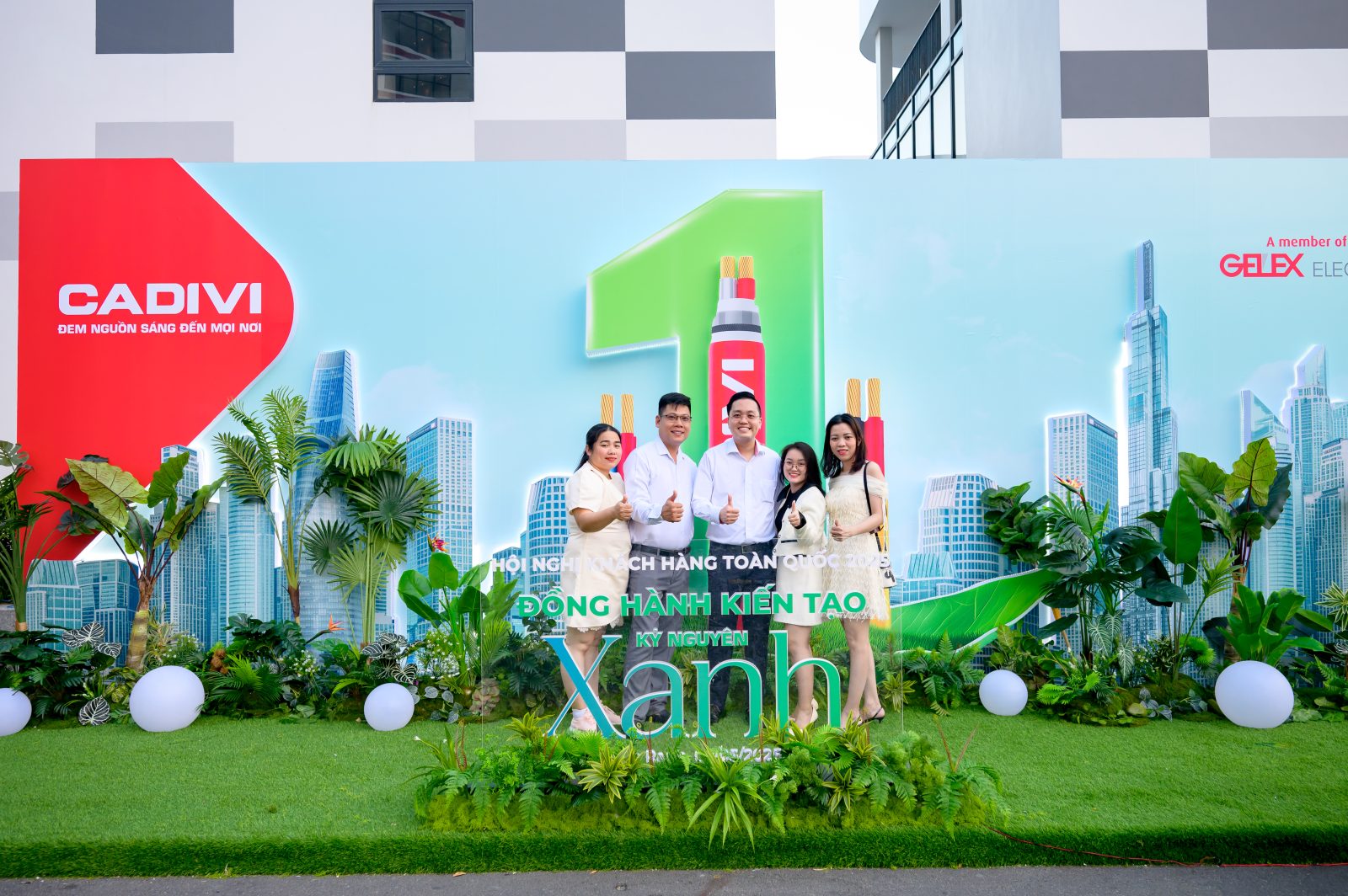Tập Đoàn Đức Tường